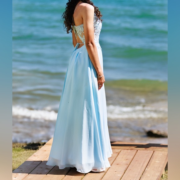 Prom Dress - Picture 4 of 6